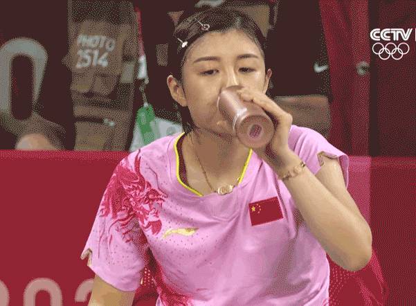乒乓球女单冠军陈梦